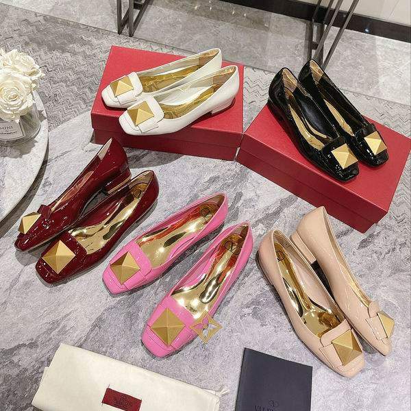 Picture of Valentino Shoes _SKUValentinosz35-41whf01291119992